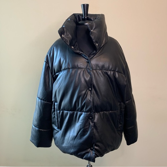 AVEC LES FILLES Black Faux Leather Puffer Jacket Size XL - Picture 2 of 14